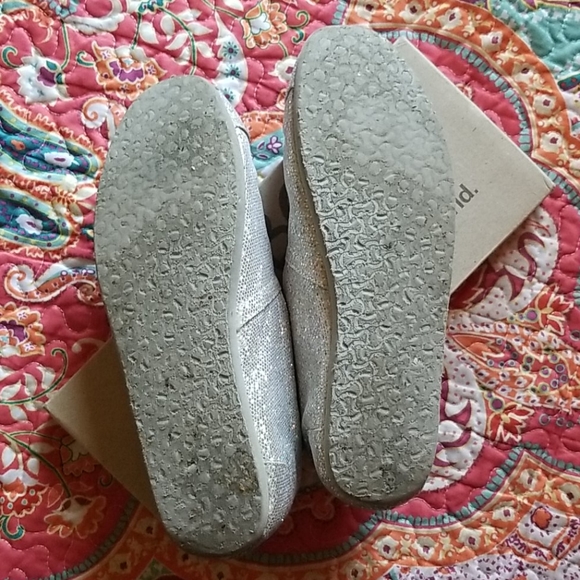 SILVER IRIDESCENT BOBS - Picture 5 of 6